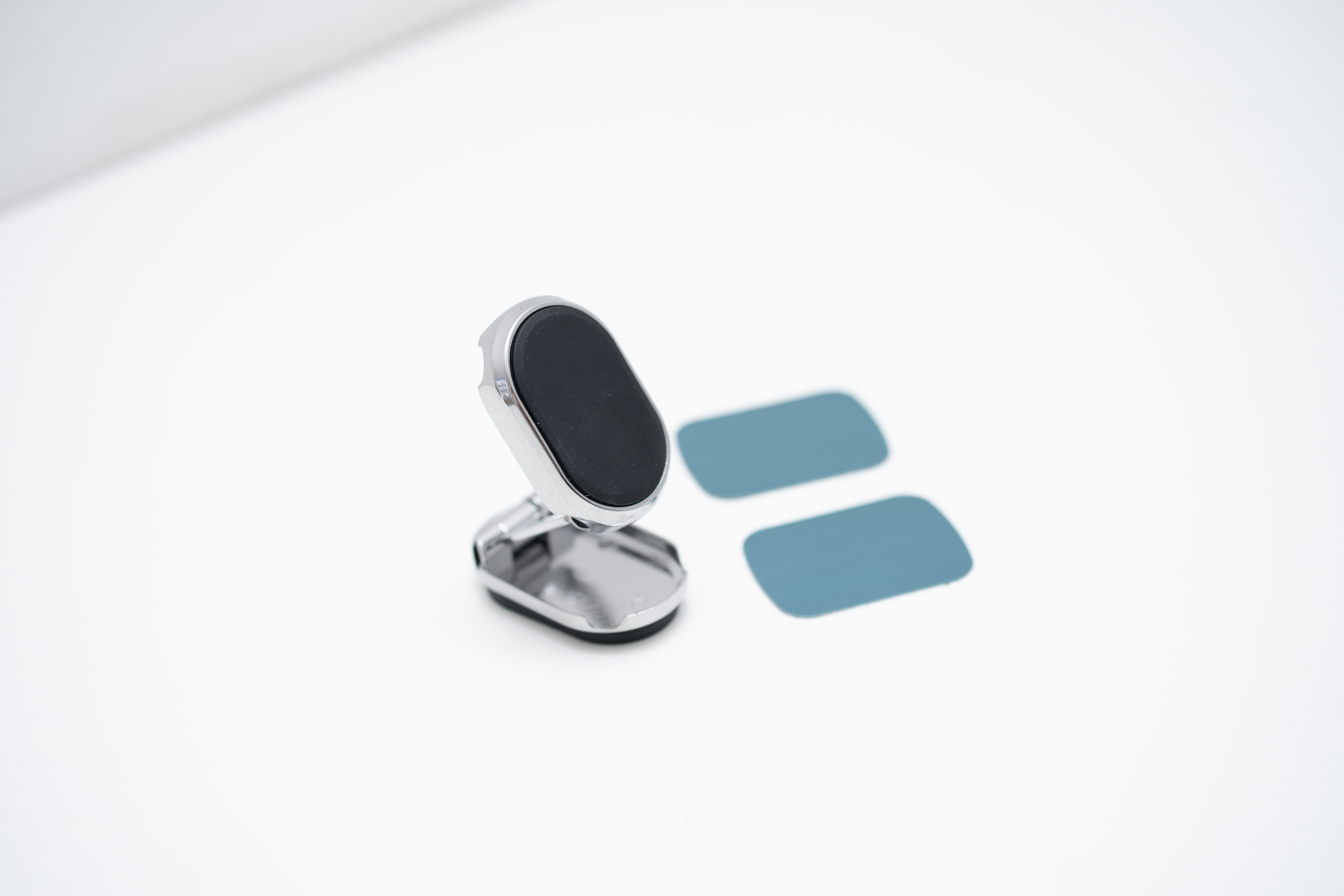 Soporte elegante magnético para auto.